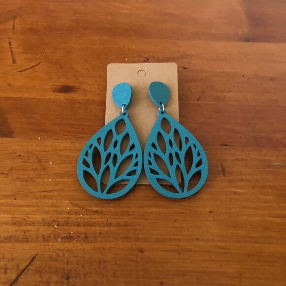 Bohemian Lightweight Wooden Filigree Laser Cut Tear Drop Turquoise Green - Picture 2 of 10